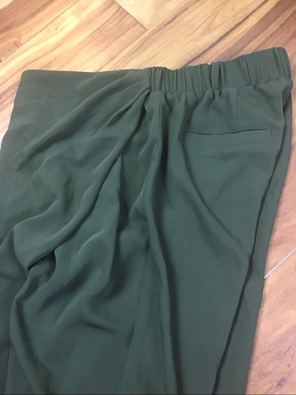 RUTI Olive Crepe Campbell Drape Pants Front Drape Straight Leg Style Size 3 (L) - Picture 14 of 14